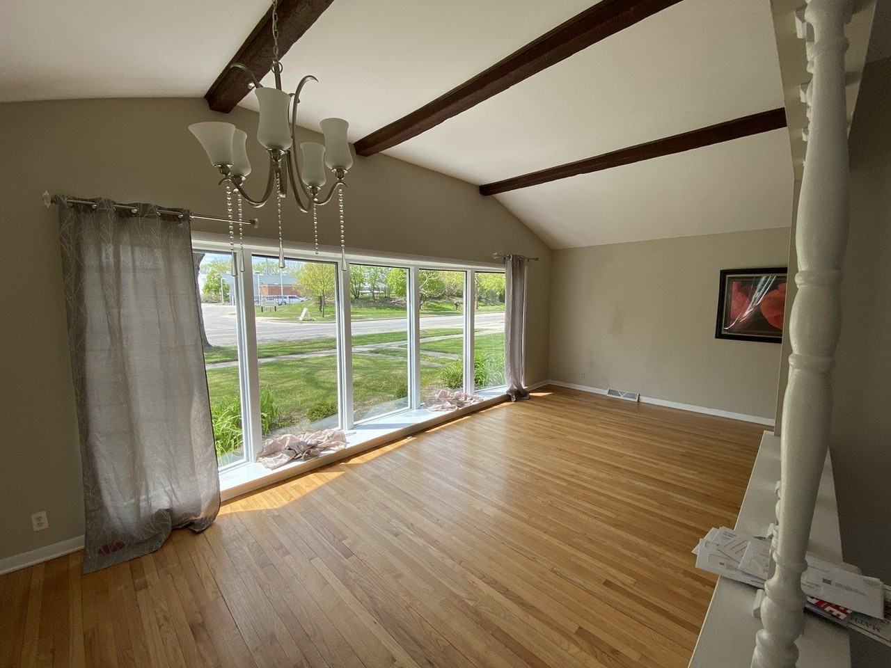 704 Laramie Ave - Photo 3 of 4