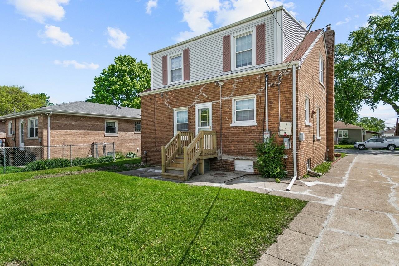 14336 S Harrison Ave - Photo 2 of 34