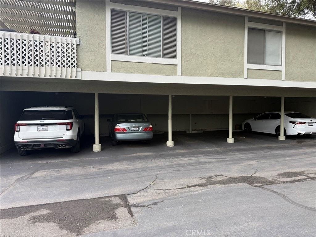 2157 E Aroma Dr - Photo 3 of 20