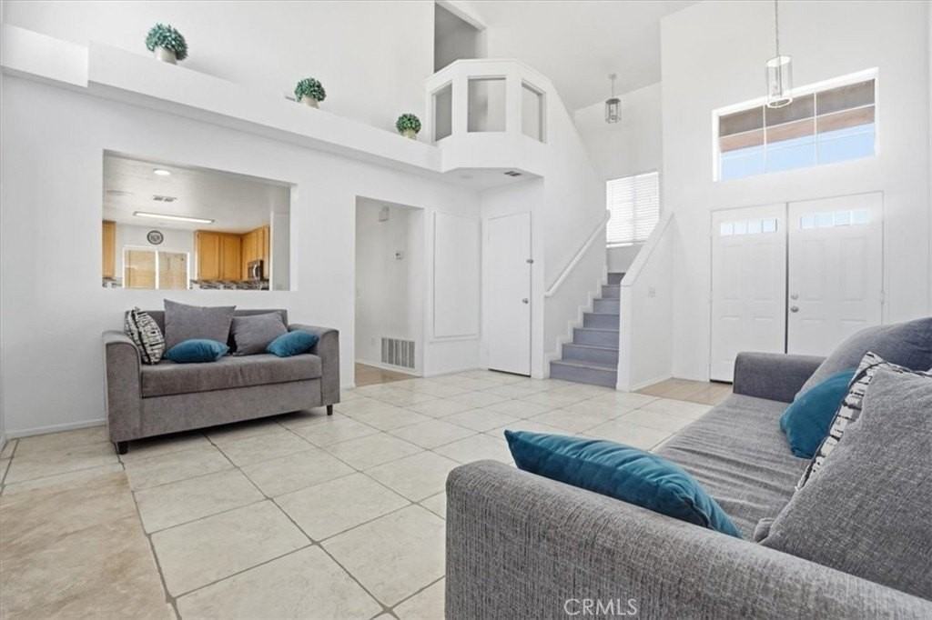 8541 Dove Creek Trl - Photo 6 of 42