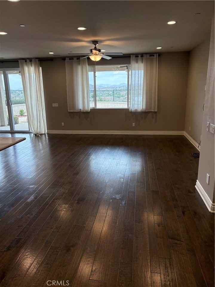 24674 Silver Stone Ct - Photo 3 of 33