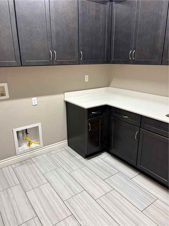 24674 Silver Stone Ct - Photo 7 of 33