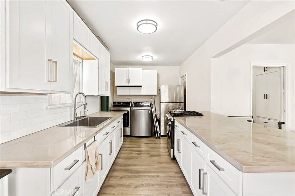 1319 E 68th St - Photo 6 of 10