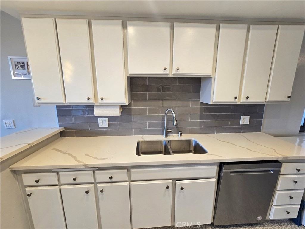8828 Pershing Dr #121 - Photo 5 of 50