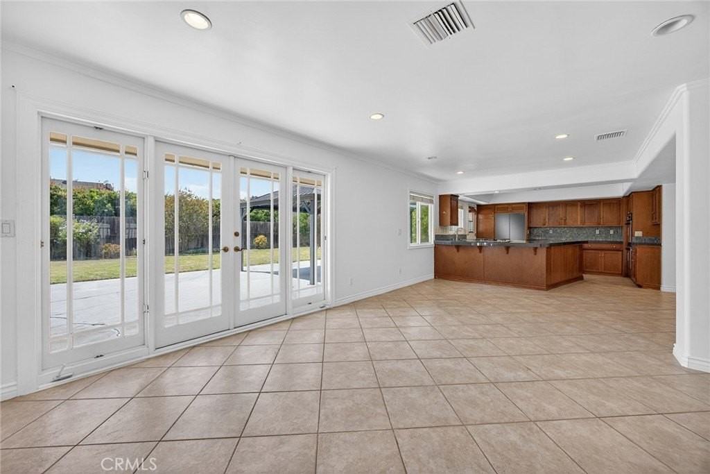 5761 Stradella Rd - Photo 4 of 25