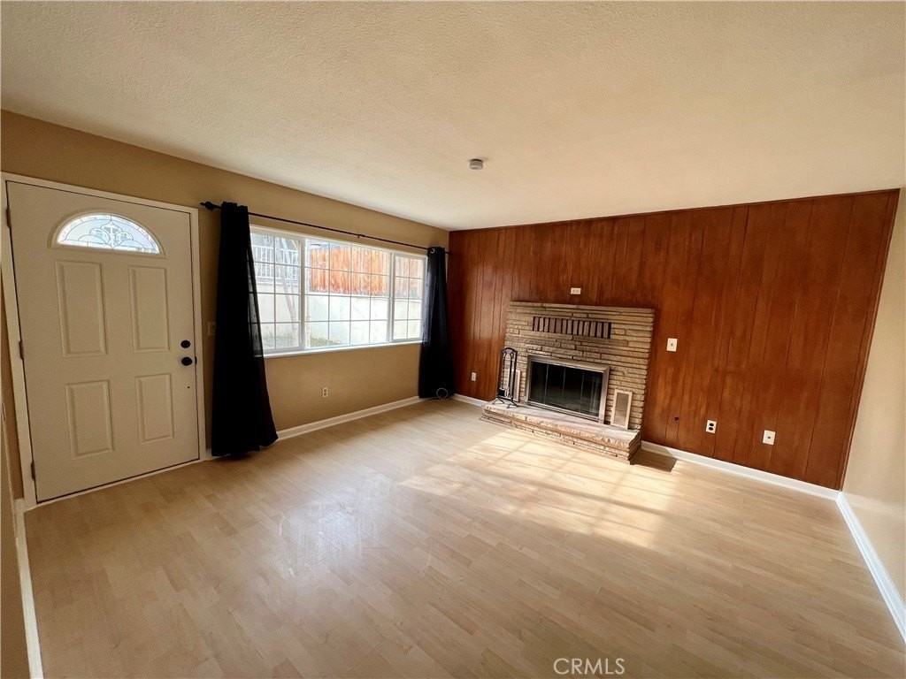 728 Catalina Trl - Photo 7 of 20