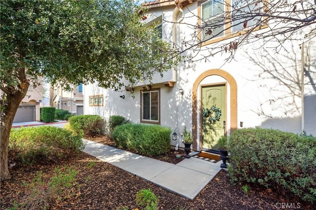 43081 Avenida Amistad - Photo 2 of 21