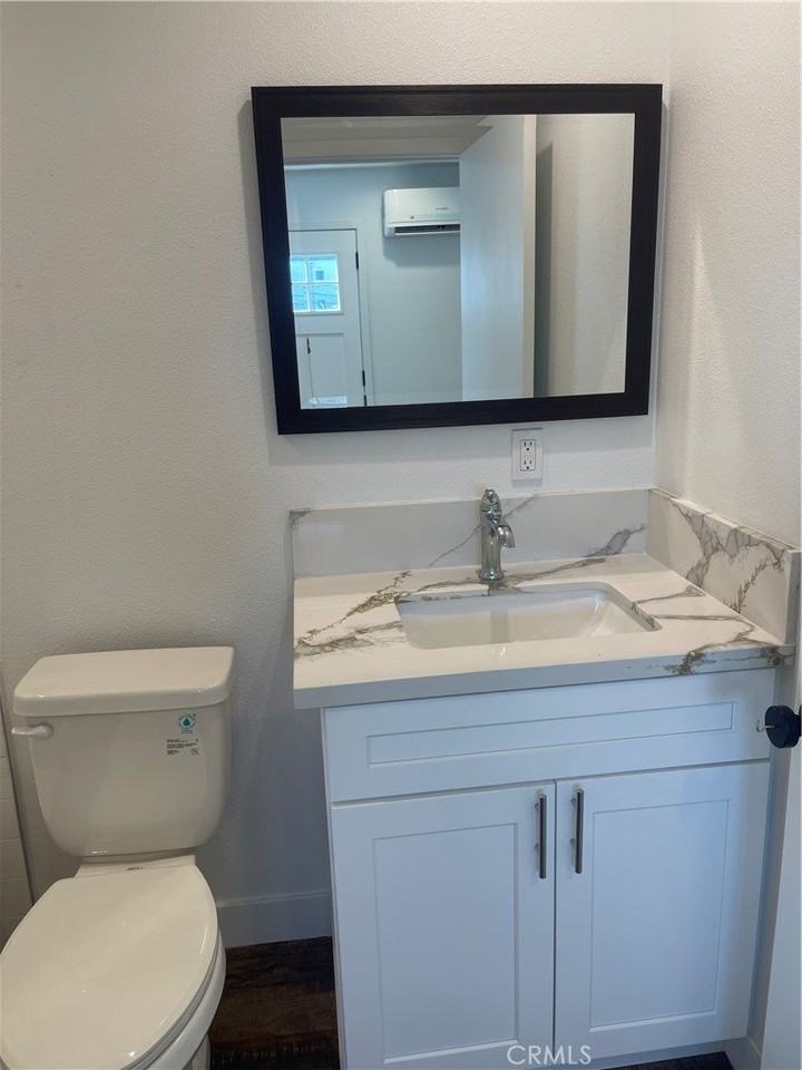 1809 S Gramercy Pl - Photo 6 of 11