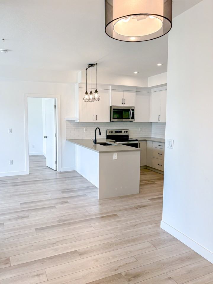 205 Spring Creek Common SW - Photo 5 of 17