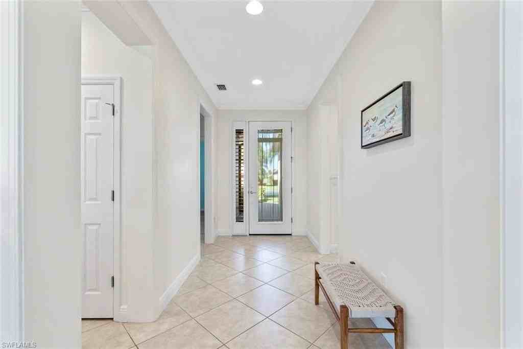 5868 Constitution St - Photo 3 of 19