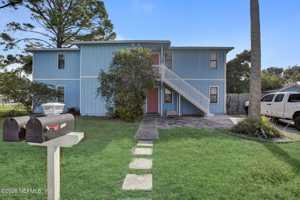 featured image of 725 7th Ave S