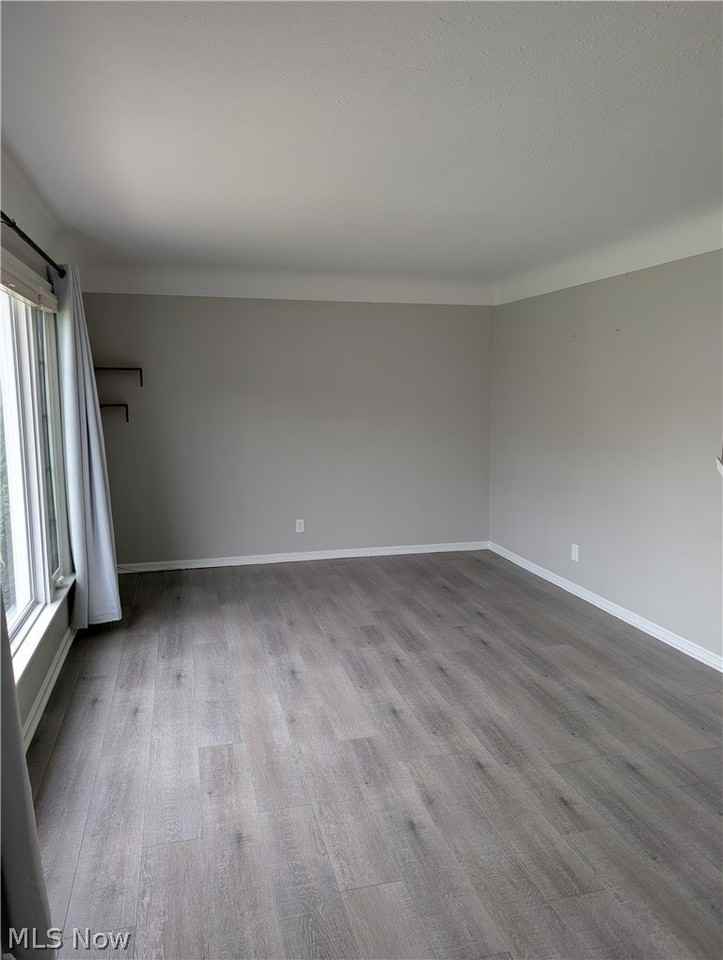 1678 Byron Dr - Photo 6 of 15
