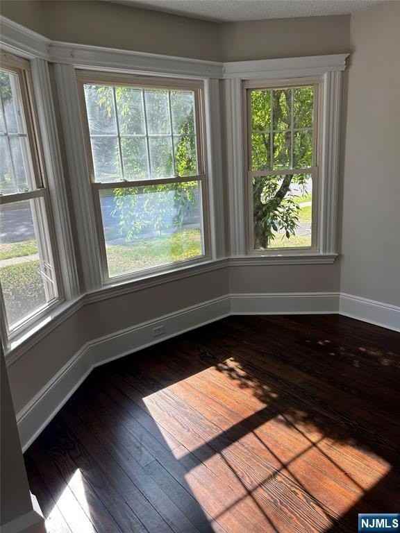126 Grant Ave - Photo 5 of 35