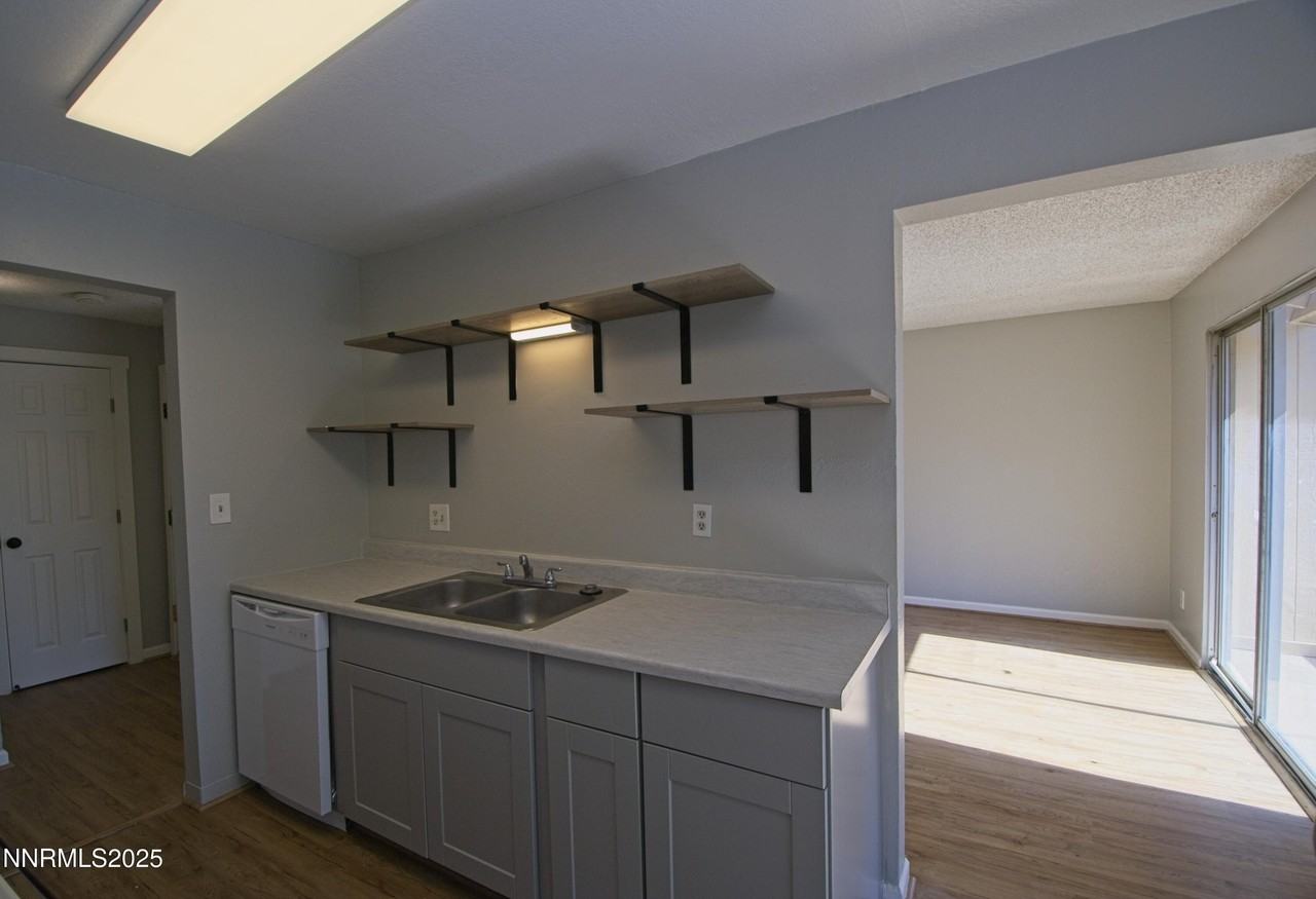 3949 Clear Acre Ln #282 - Photo 3 of 18