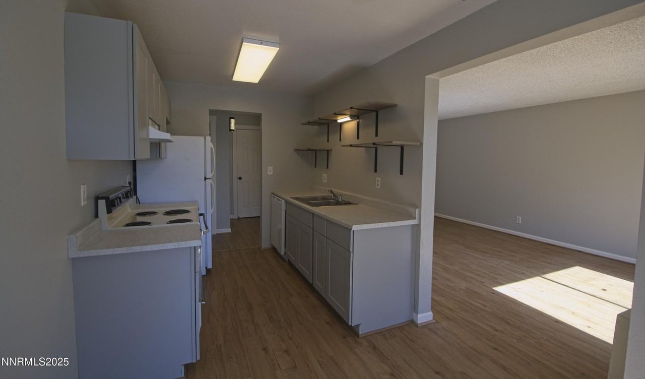 3949 Clear Acre Ln #282 - Photo 4 of 18