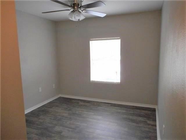 231 Audubon Dr - Photo 3 of 9