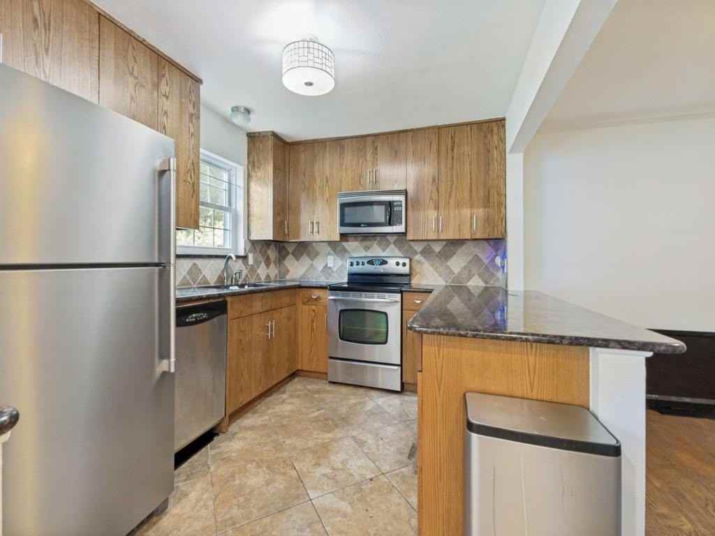 5818 E University Blvd #138 - Photo 4 of 25