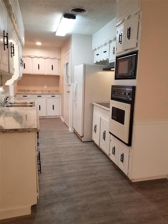 3625 Venice Dr - Photo 6 of 24