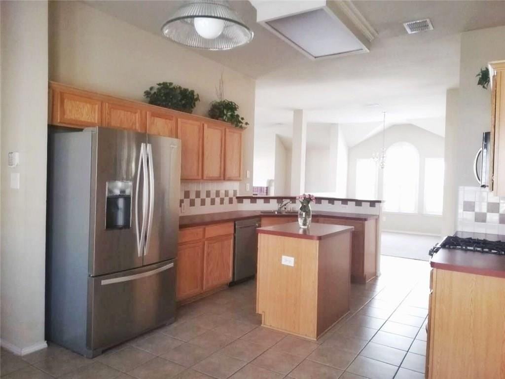 1724 River Oaks Dr - Photo 5 of 21