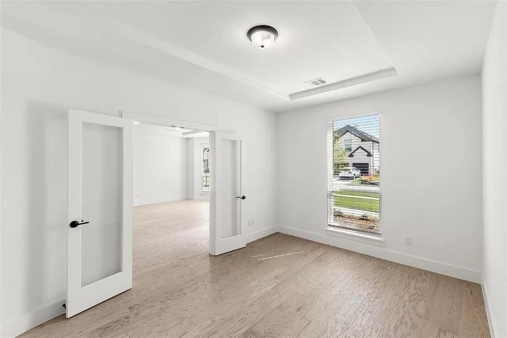 5501 Pooley Ln - Photo 6 of 19
