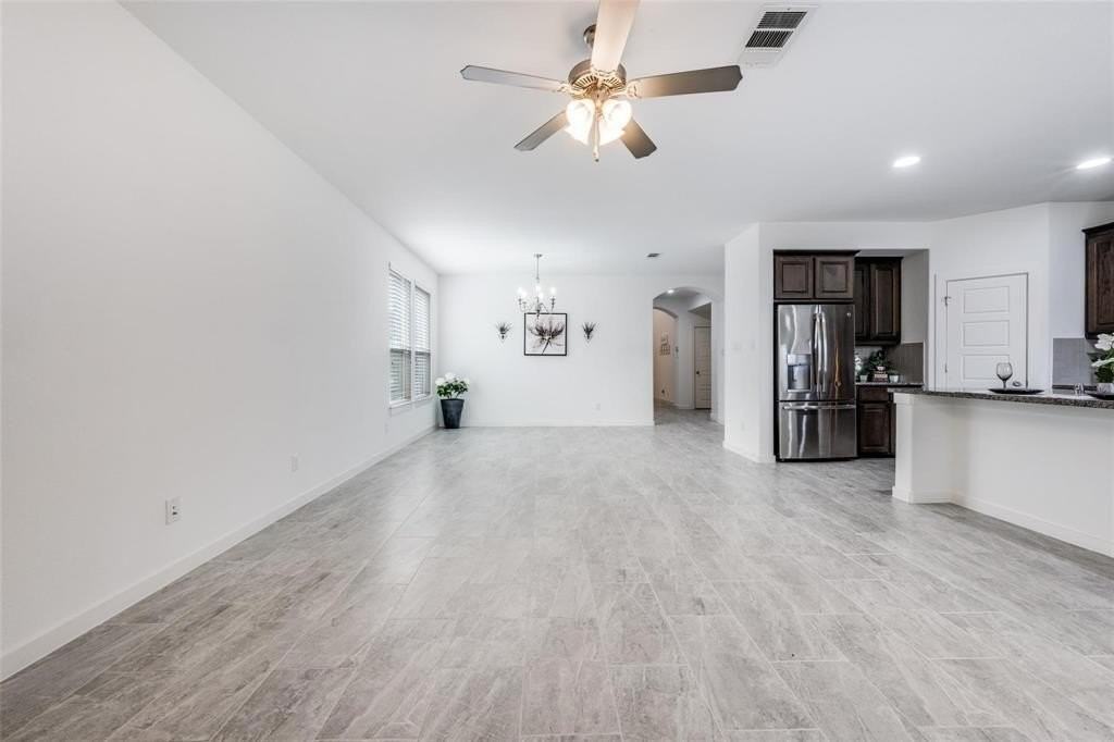 1728 Heron Way - Photo 5 of 34