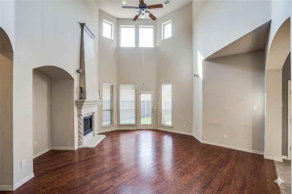 1905 Marshall Dr - Photo 2 of 23