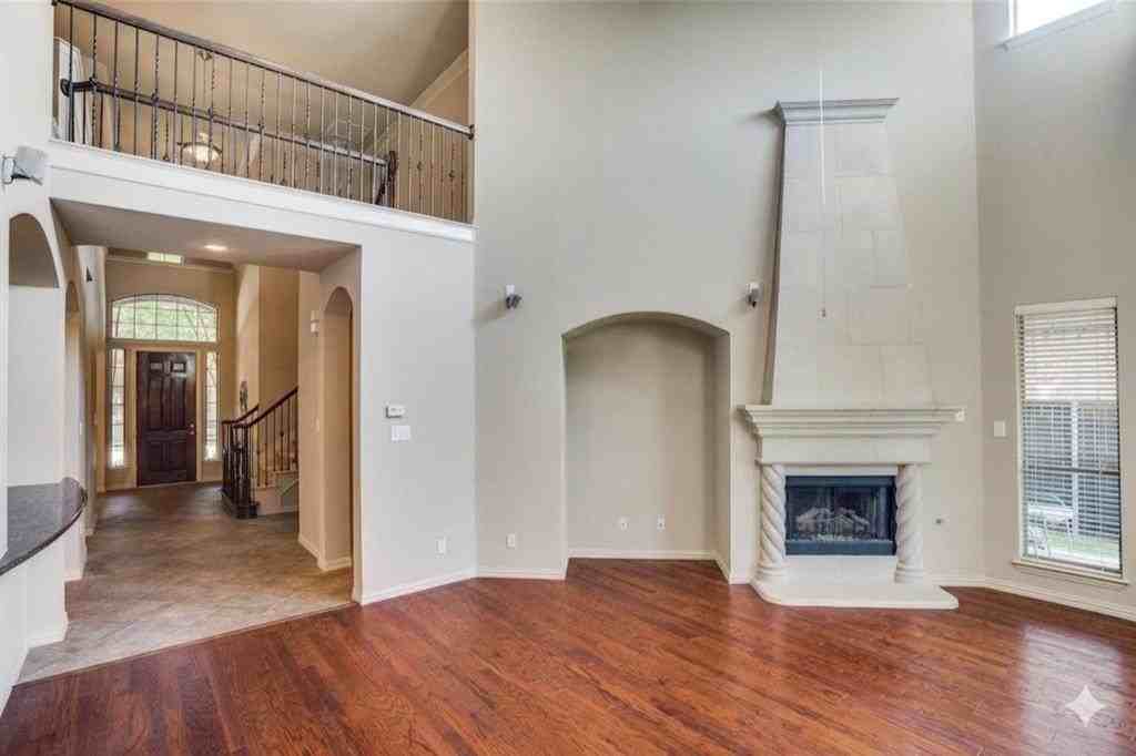 1905 Marshall Dr - Photo 5 of 23