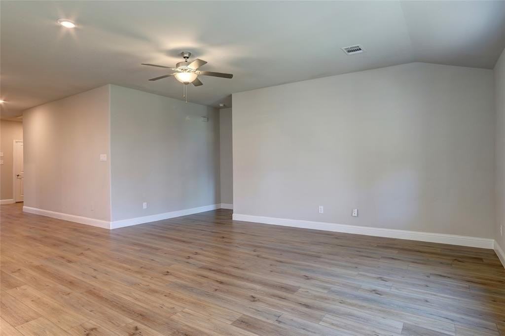 1506 Ironwood Way - Photo 5 of 26