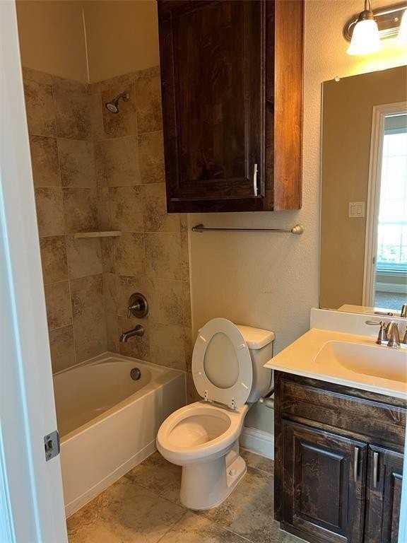 2473 Kingsgate Dr - Photo 5 of 31