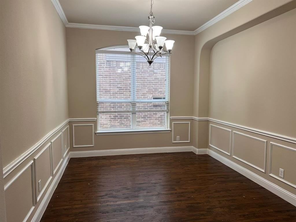 2473 Kingsgate Dr - Photo 6 of 31