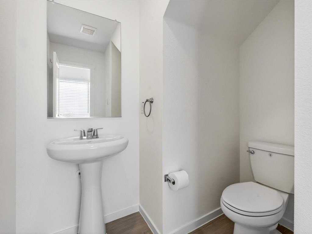 12112 Steeplechase Dr - Photo 6 of 32