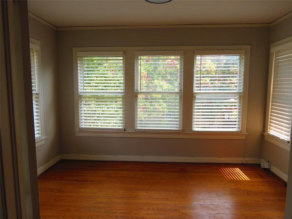 5944 Morningside Ave - Photo 5 of 14