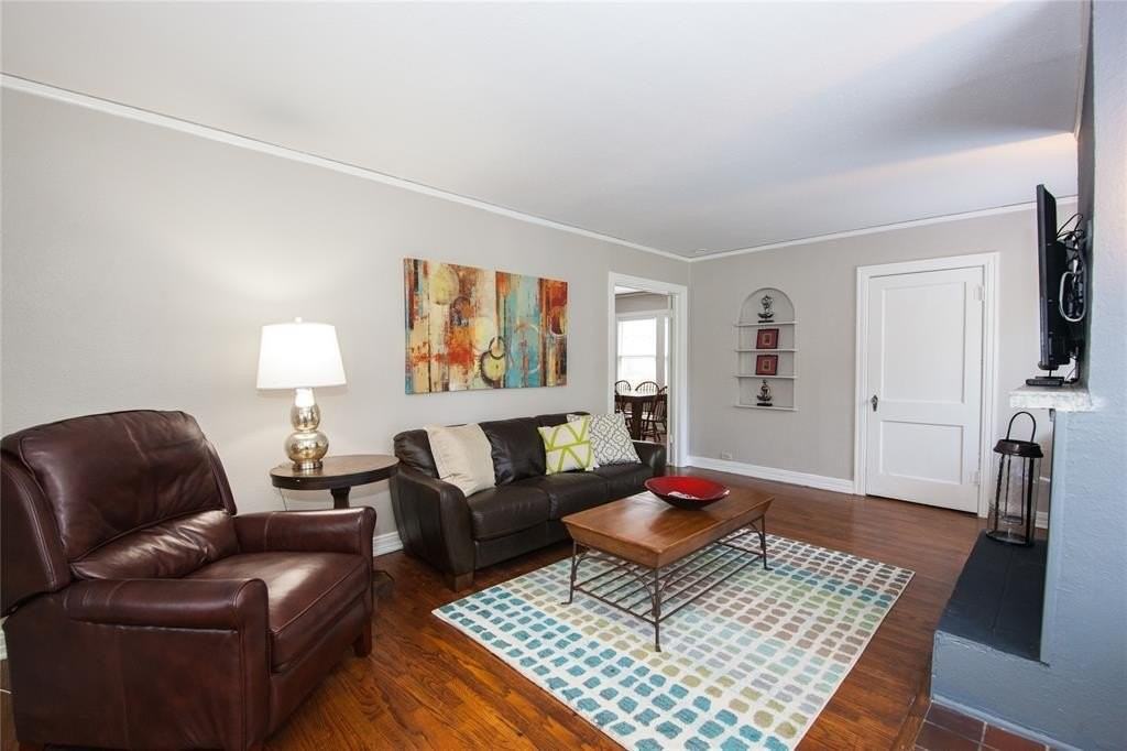 5946 Morningside Ave - Photo 2 of 11