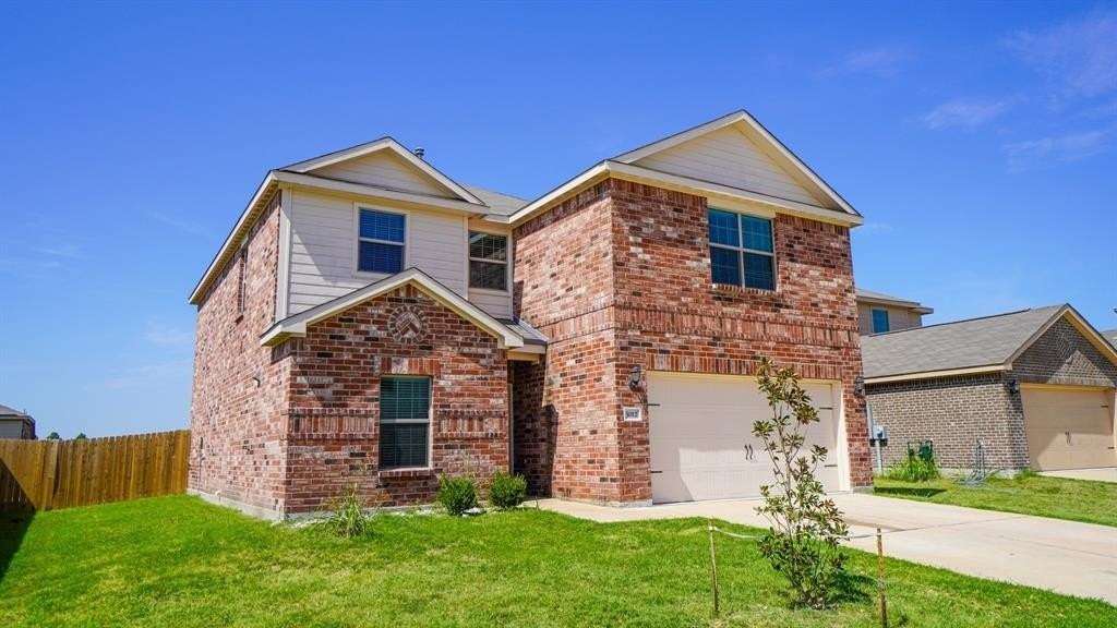 3012 Villegas Way - Photo 3 of 33