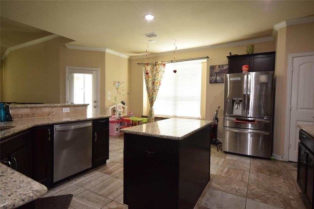 12421 Hitch Rack Way - Photo 4 of 21