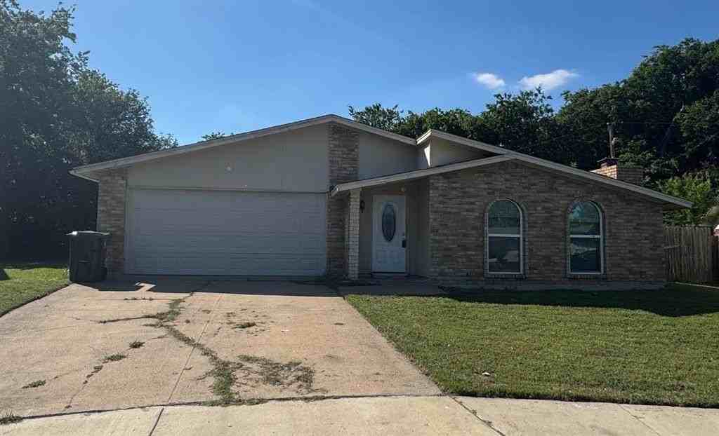 3401 Shea Ct - Photo 2 of 18