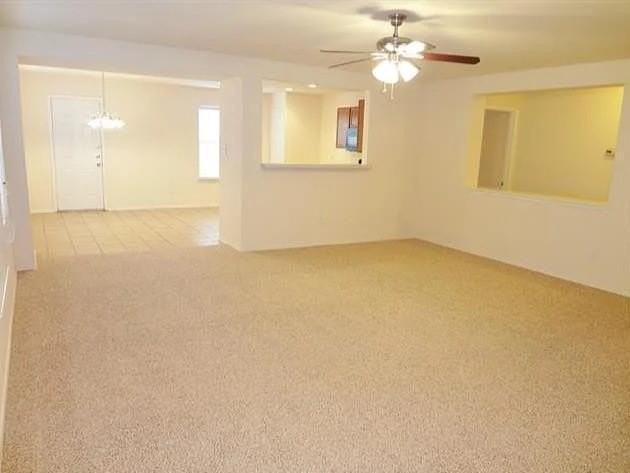 2108 Royal Acres Trl - Photo 4 of 10