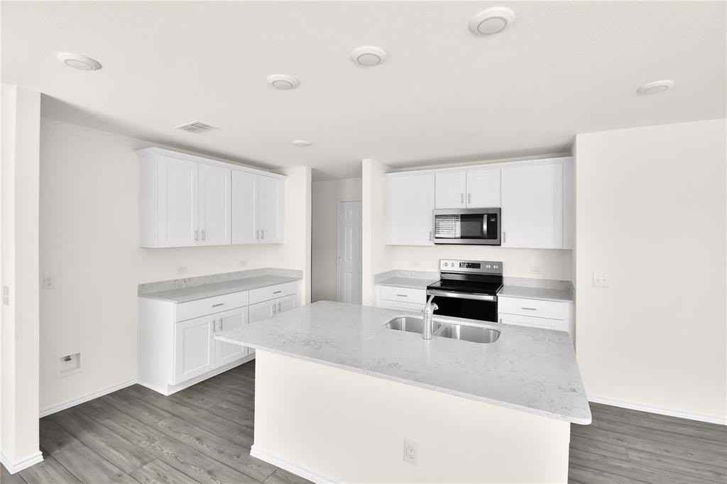 871 Lake Fletcher Rd - Photo 3 of 26