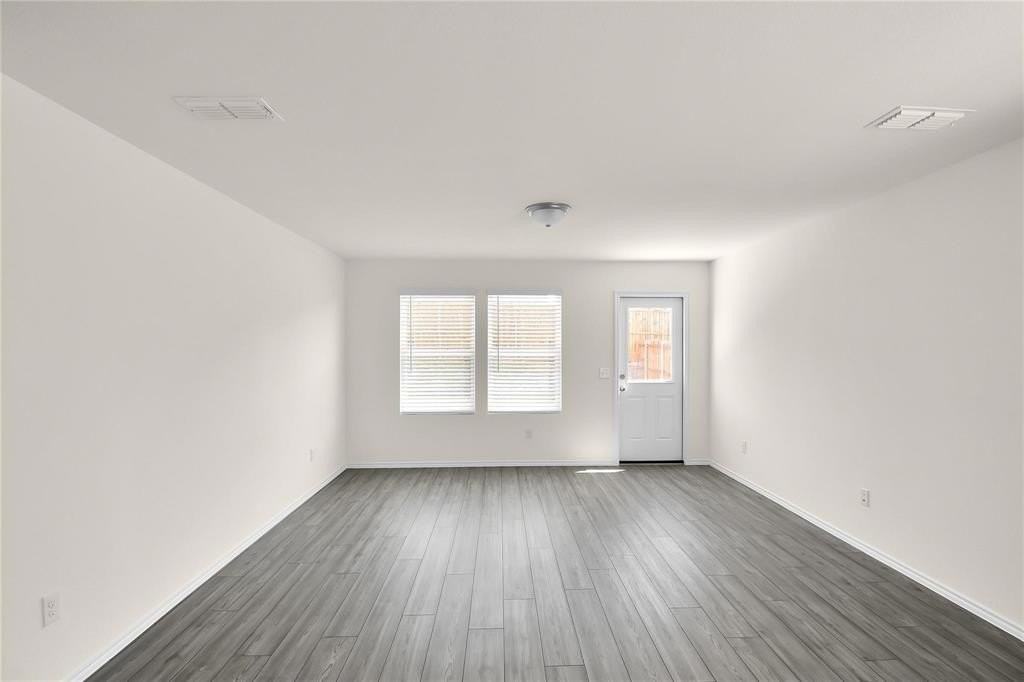871 Lake Fletcher Rd - Photo 7 of 26