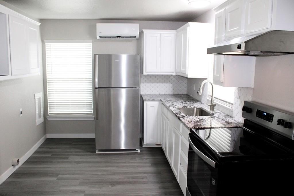 541 S Allen St #B - Photo 6 of 10