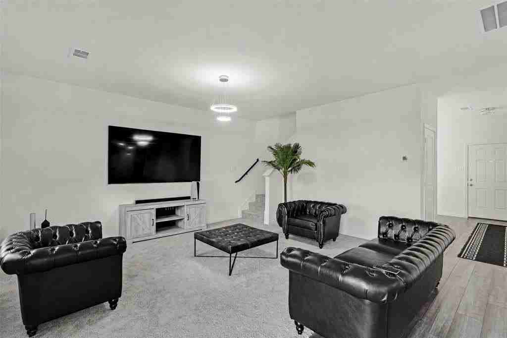 8348 Hawkview Dr - Photo 3 of 26