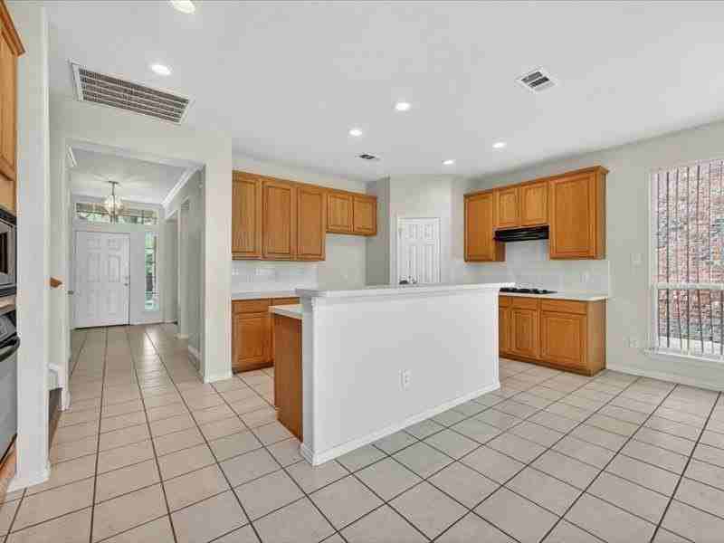 11068 Downbrook Dr - Photo 5 of 23