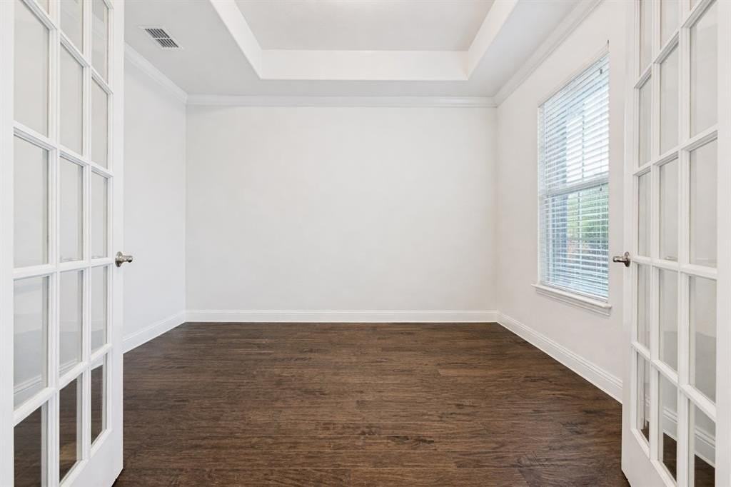 14542 Bandera Ave - Photo 5 of 29