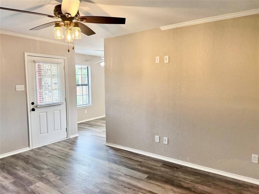 301 Shady Grove Dr #A - Photo 6 of 19