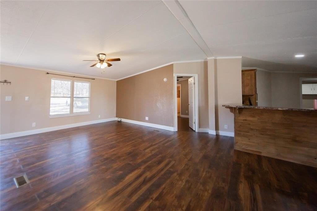 153 Alice Springs Ln - Photo 4 of 25