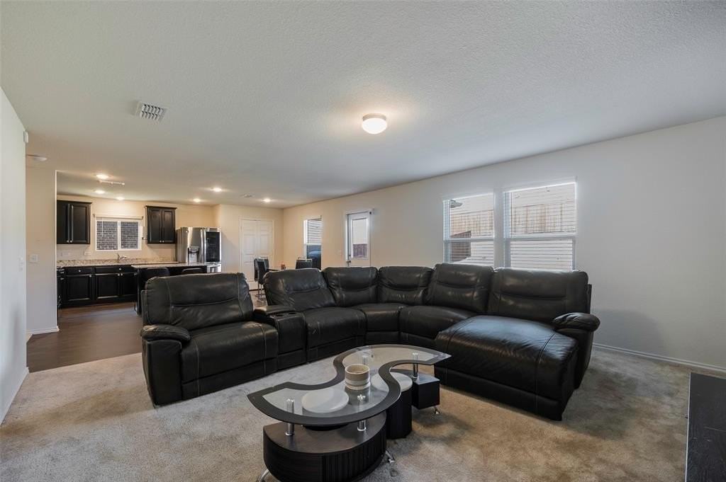 1233 Trace Dr - Photo 2 of 24