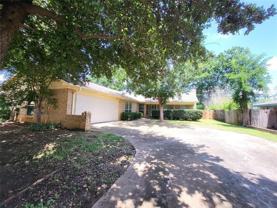 1106 Meadowview Dr - Photo 1 of 1