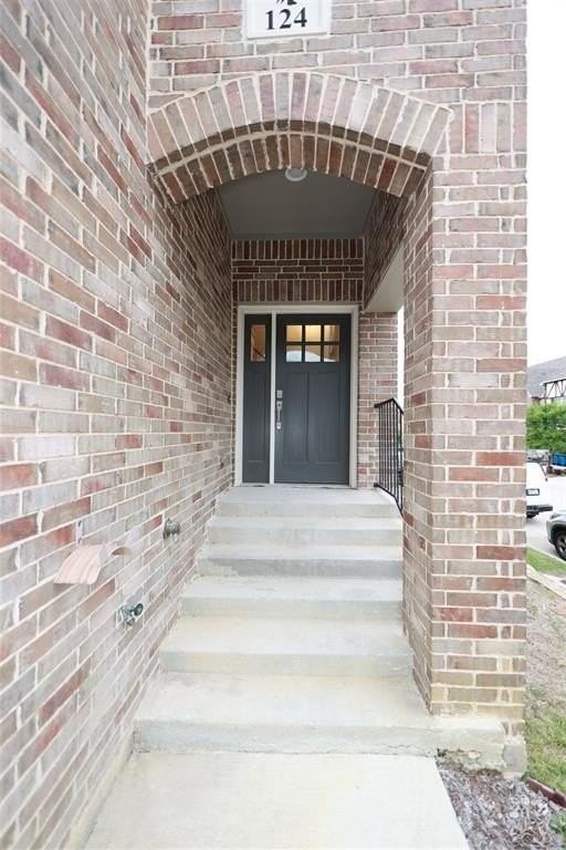 124 Canonbury Dr - Photo 4 of 25