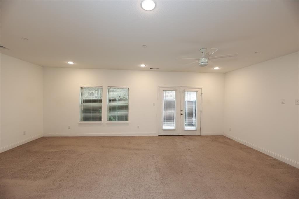 124 Canonbury Dr - Photo 5 of 25