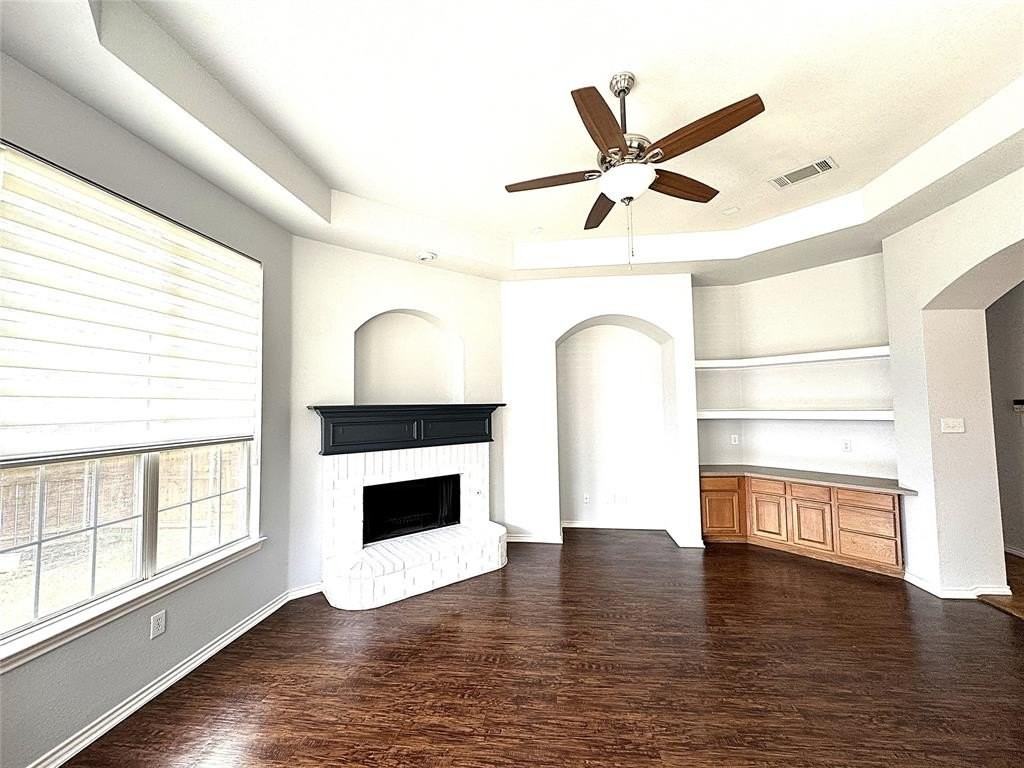 2767 Cedar Wood Dr - Photo 3 of 17